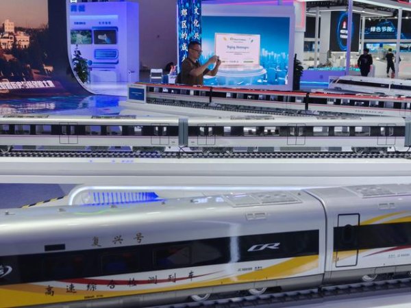 短线炒股配资 中国中车签订多项重大合同, 总金额超五百亿